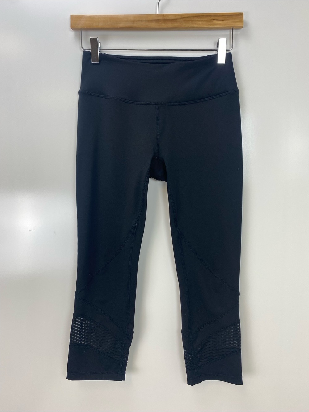 Reebok Black Cropped Performance Leggings